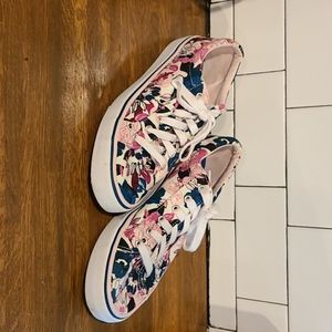 Keds Womens Jump Kick Floral Sneakers